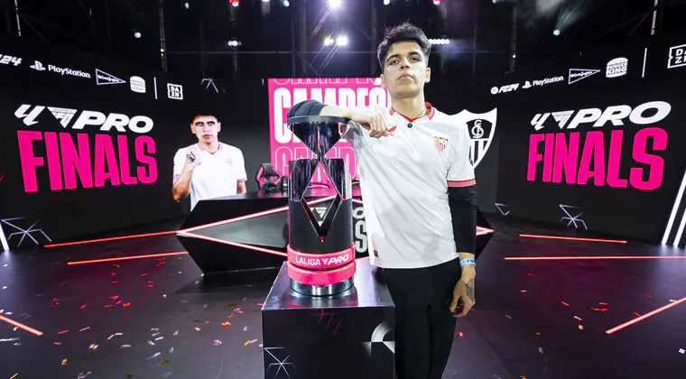 Imagen de Nicolas99FC gana LaLiga FC Pro Finals y consigue un doblete histórico para el Sevilla FC