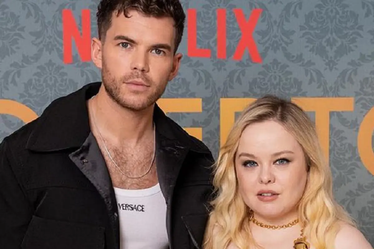 Nicola Coughlan en la premiere de Los Bridgerton