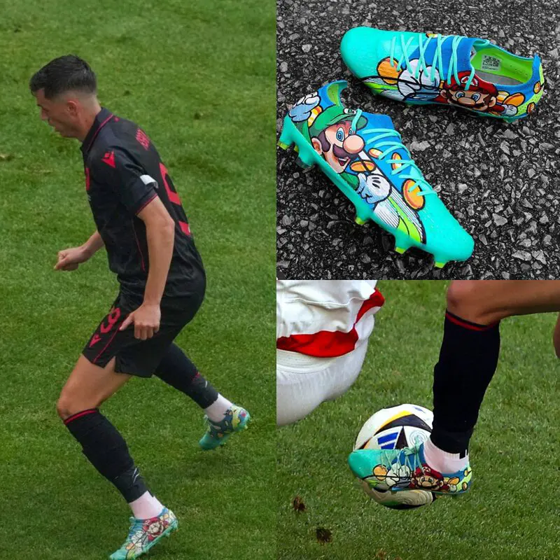 Asani lleva unas zapatillas de Super Mario