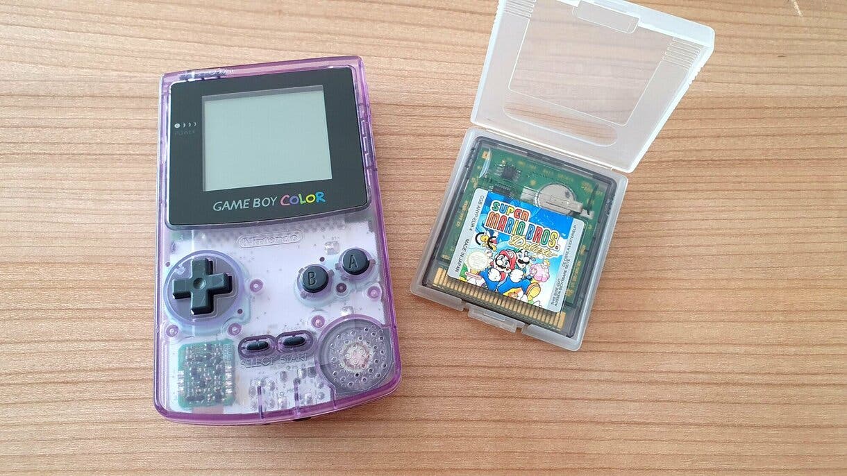 Game Boy Color tuvo un diseño transparente