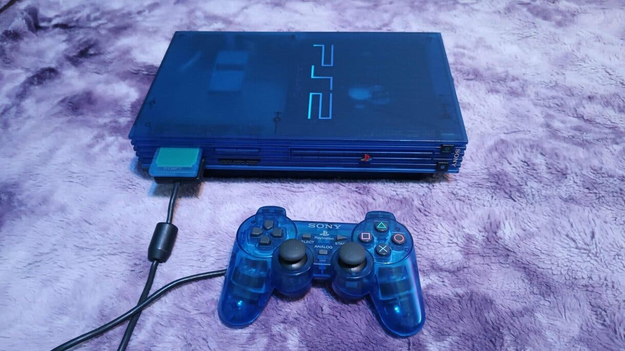 PS2 contó con un modelo transparente