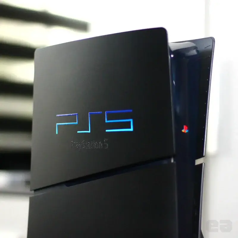 PS5 al más puro estilo PS2: Pura elegancia retro con un diseño muy icónico