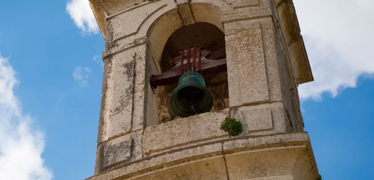 Imagen de un campanario