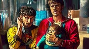 Imagen de Es posible que te encante esta comedia de Netflix de dos hermanos endeudados y un amor inesperado