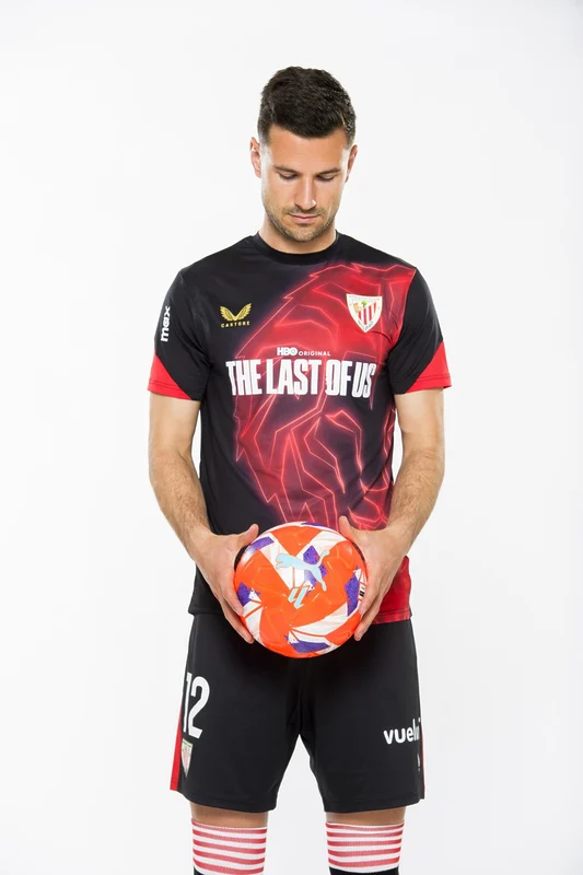 Así es la increíble camiseta del Athletic Club y The Last of Us por el regreso de la serie a MAX