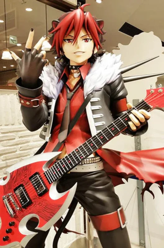 Figura a tamaño real de Crow, de ShinganCrimsonZ