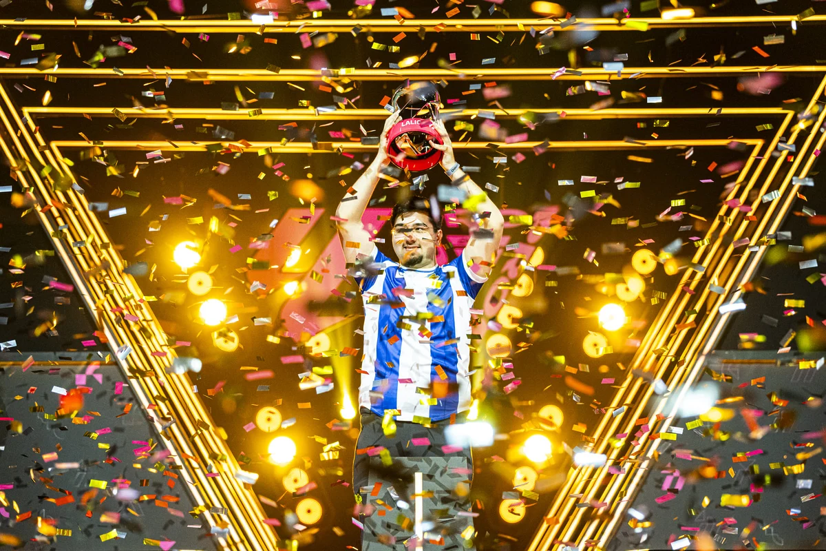 Emre Yilmaz campeón de LALIGA FC Pro Cup.