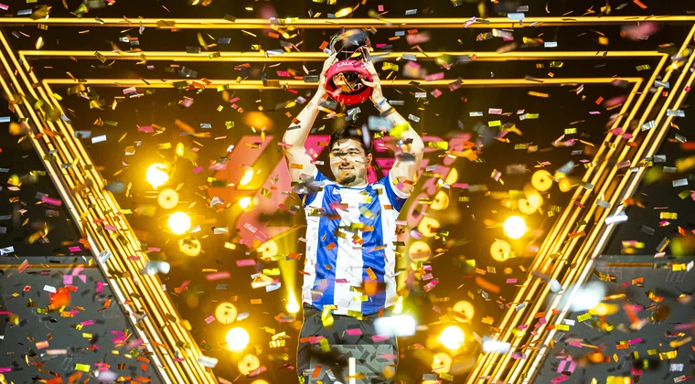 Imagen de Emre Yilmaz gana LALIGA FC Pro Cup con la Real Sociedad en San Sebastián