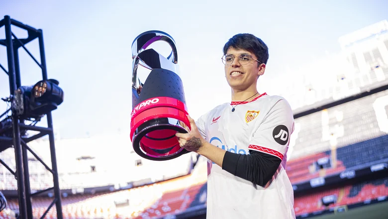 NICOLAS99FC GANA LALIGA FC PRO FINALS.