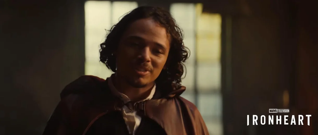 Anthony Ramos es Parker Robbins