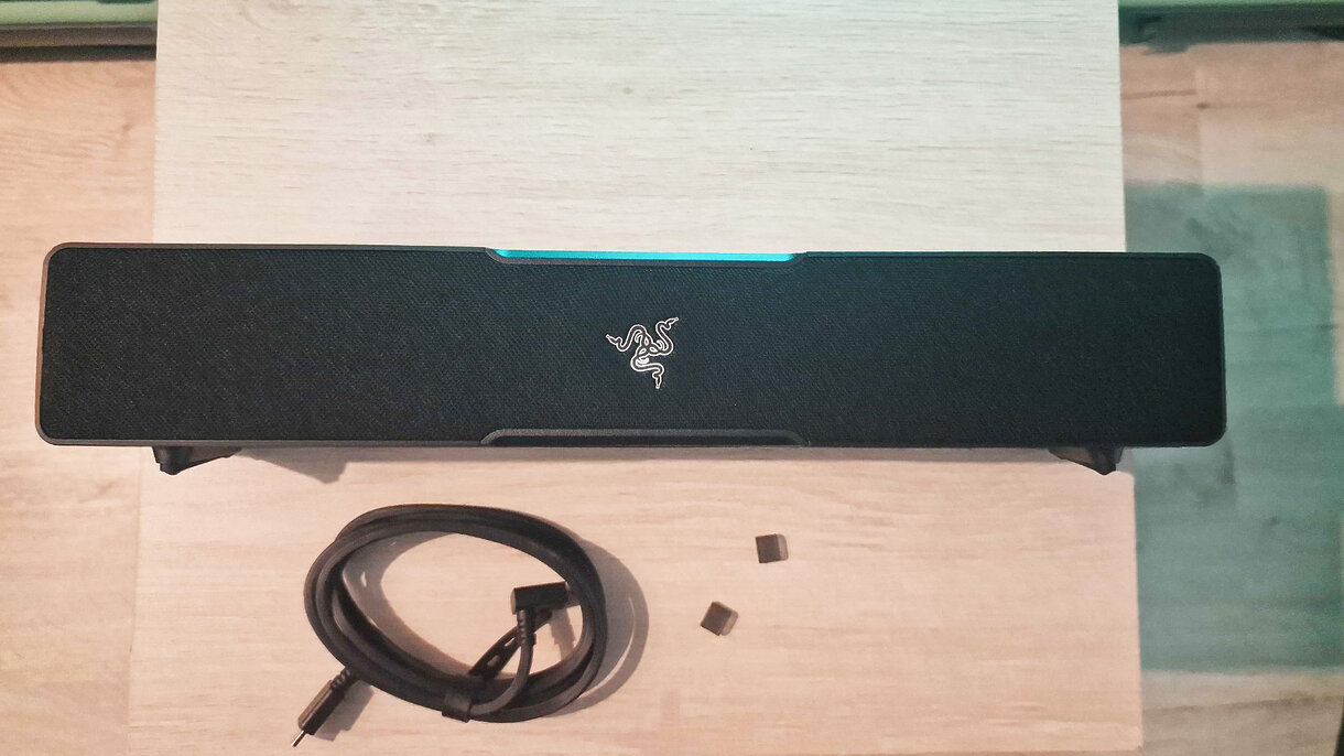 Imaden de una Razer Leviathan V2 X