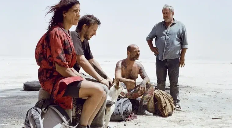 Imagen de 'Sirat. Trance en el desierto': Se estrena en cines la película española que se llevó el premio del jurado en el Festival de Cannes 2025