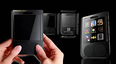 Imagen de Tan fina y compacta como una tarjeta de crédito: así es GamerCard, la nueva consola retro con diseño y alma de ZX Spectrum