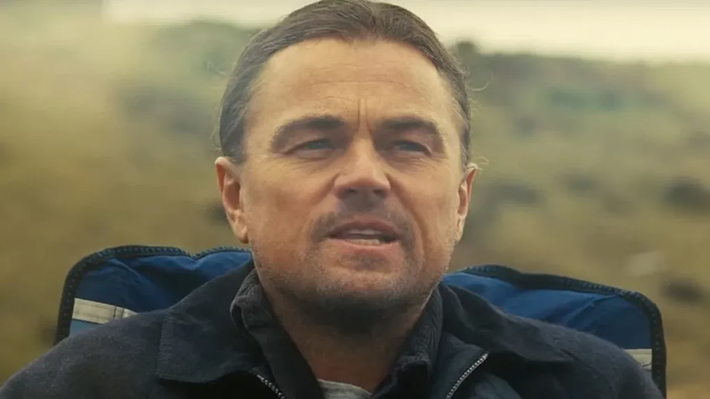 Fotograma de Una batalla tras otra que muestra a Leonardo DiCaprio
