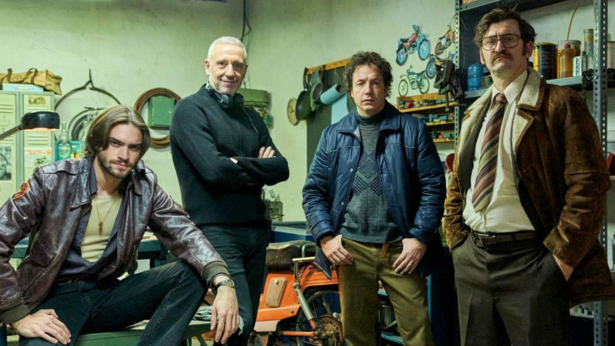 por cien millones movistar plus